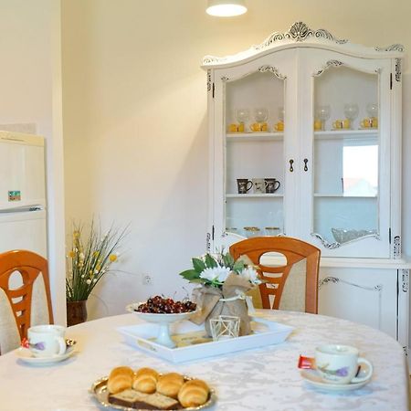 Apartment Jardin With Free Cowered Parking Zadar Extérieur photo
