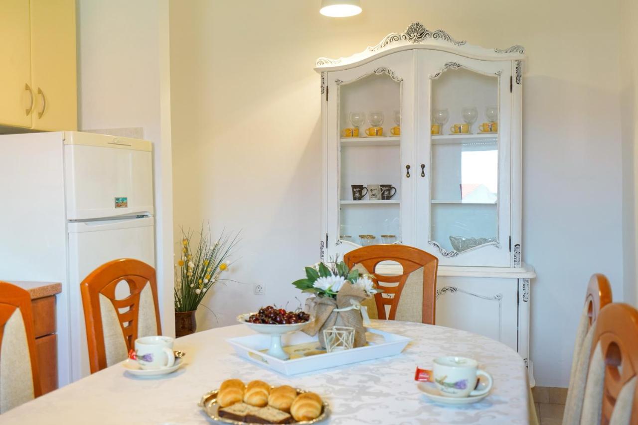 Apartment Jardin With Free Cowered Parking Zadar Extérieur photo