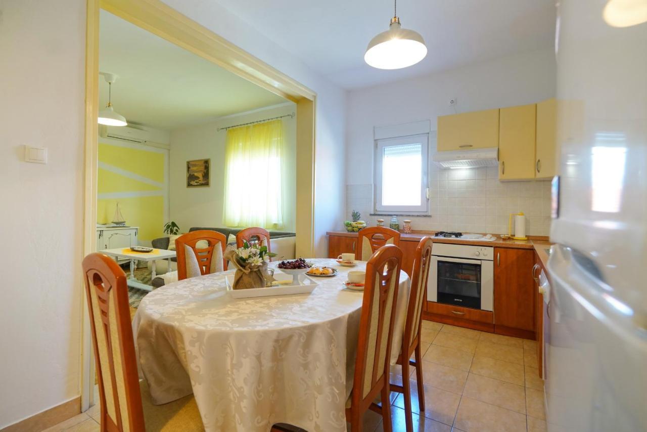 Apartment Jardin With Free Cowered Parking Zadar Extérieur photo
