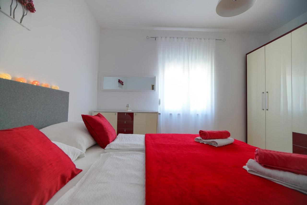Apartment Jardin With Free Cowered Parking Zadar Extérieur photo