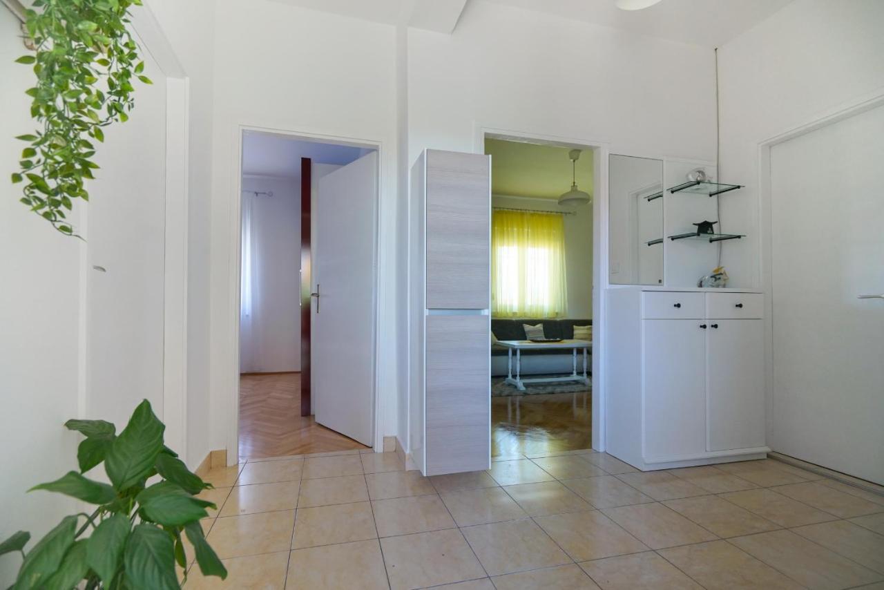 Apartment Jardin With Free Cowered Parking Zadar Extérieur photo