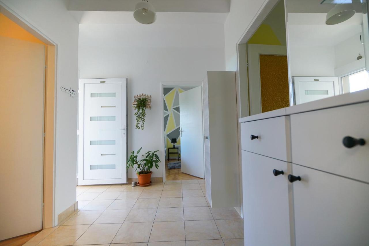 Apartment Jardin With Free Cowered Parking Zadar Extérieur photo