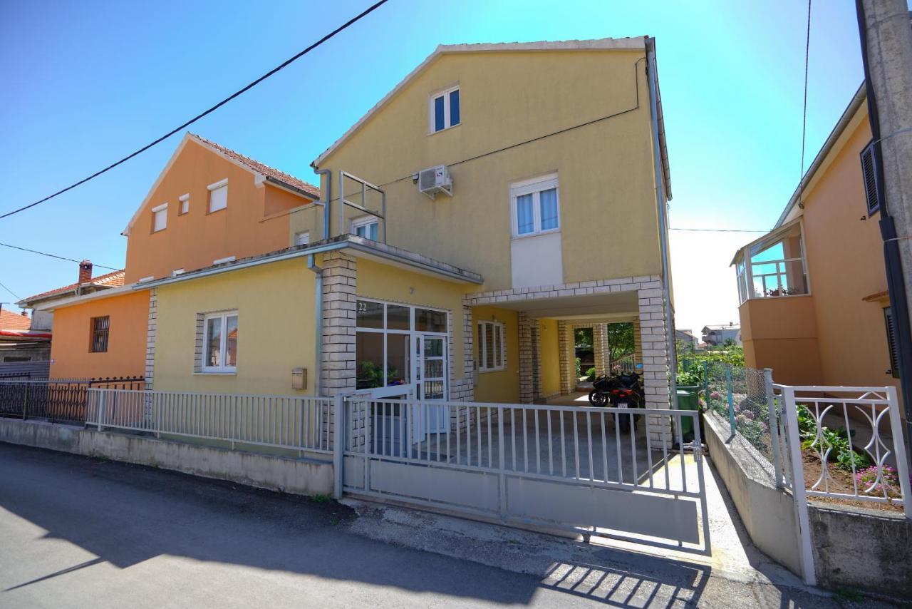 Apartment Jardin With Free Cowered Parking Zadar Extérieur photo