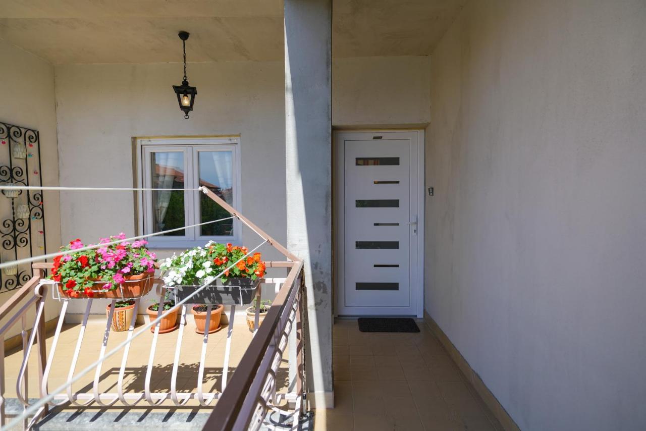 Apartment Jardin With Free Cowered Parking Zadar Extérieur photo