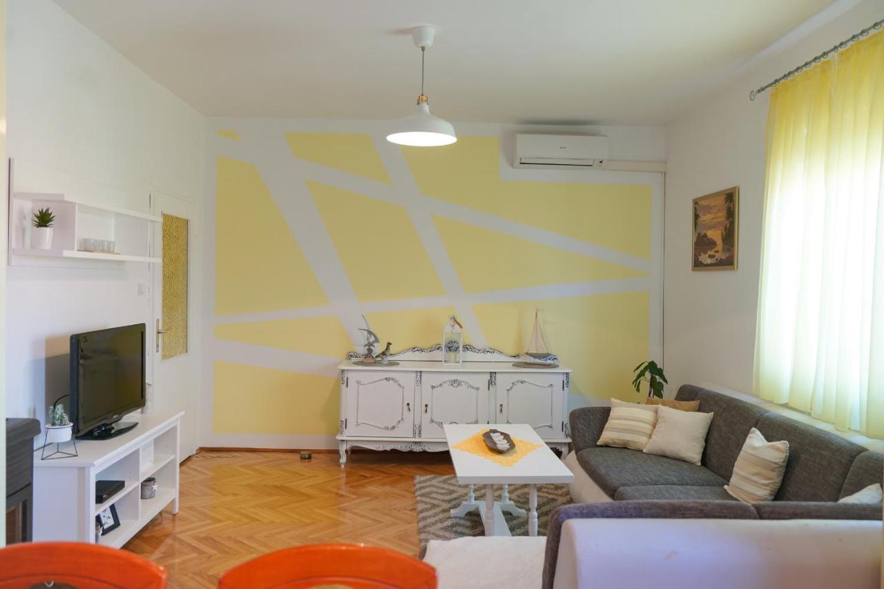 Apartment Jardin With Free Cowered Parking Zadar Extérieur photo
