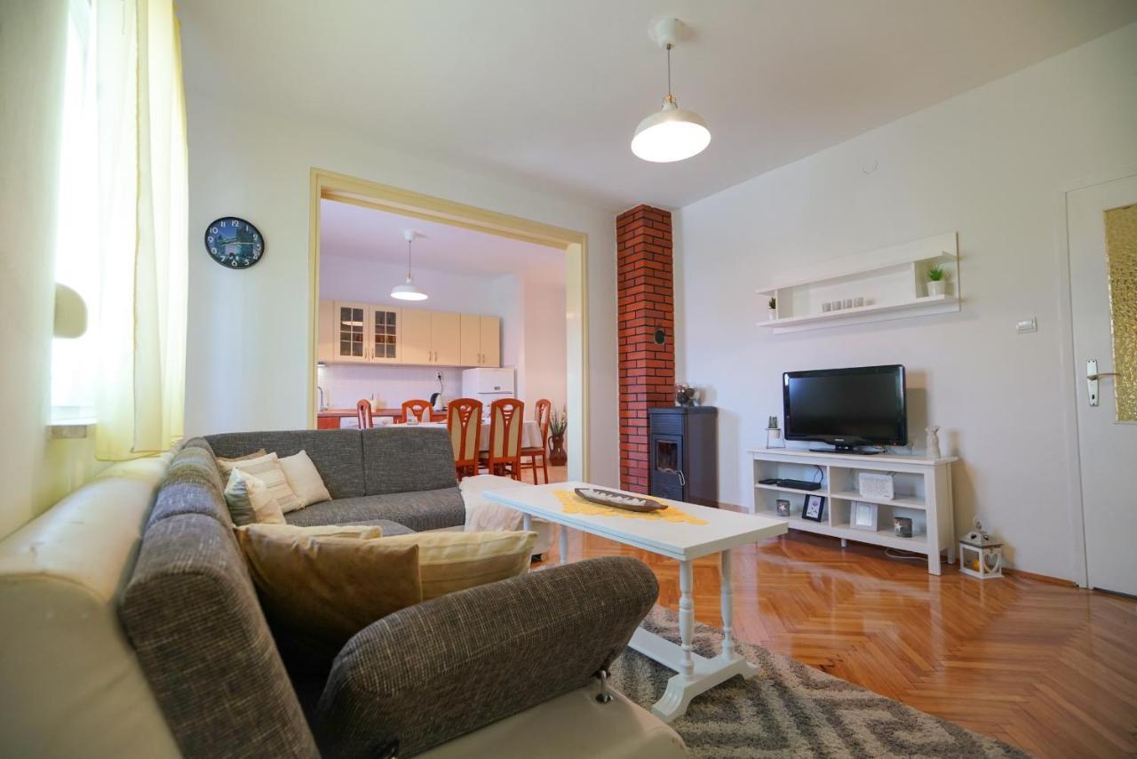 Apartment Jardin With Free Cowered Parking Zadar Extérieur photo